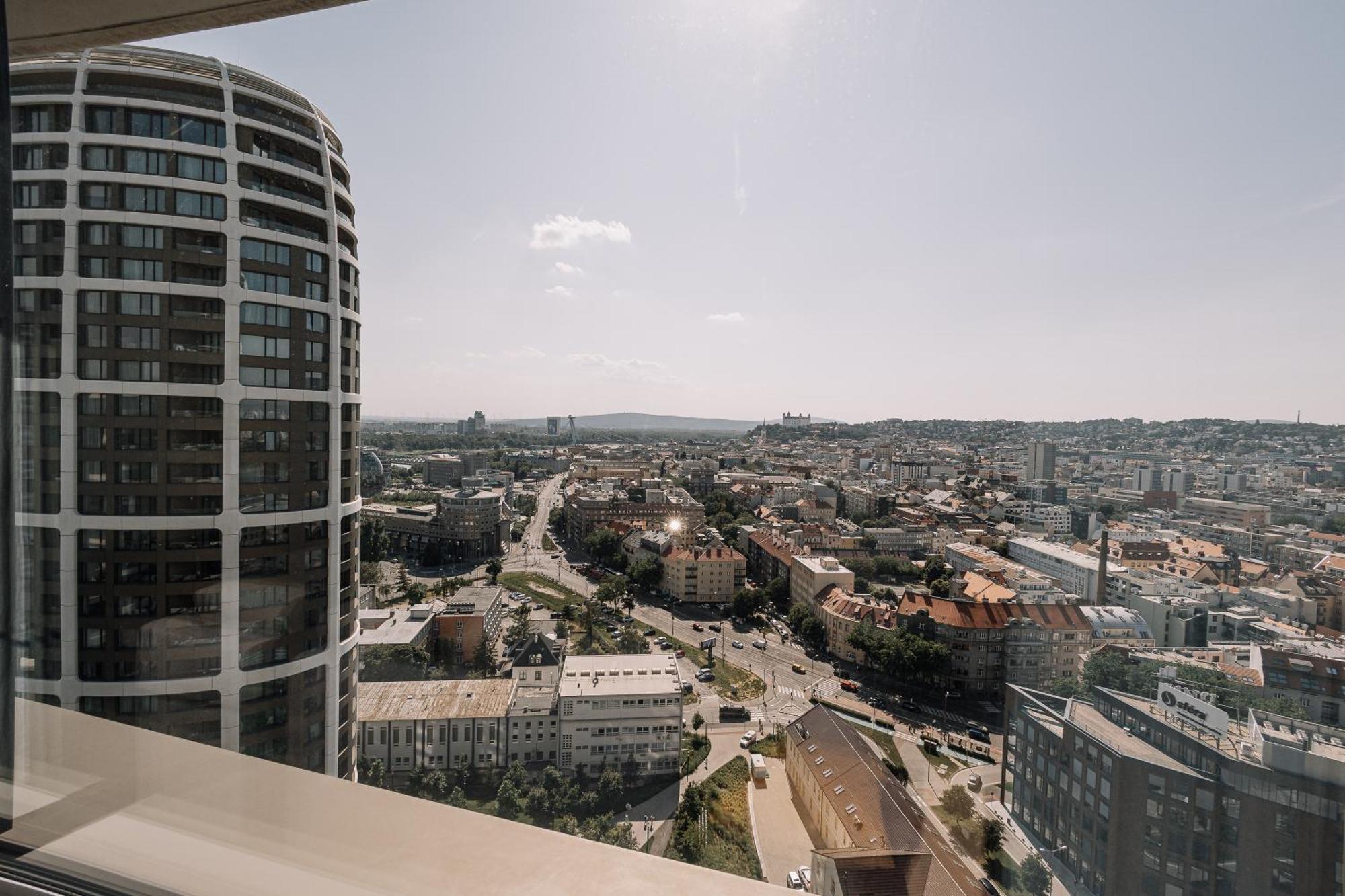Skau Blue Residence In Sky Park 21 Floor 2 Tower Panoramic View Free Parking 브라티슬라바 외부 사진
